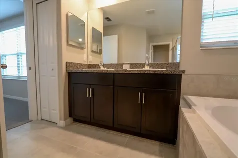 4714 Norman Oak Place Tampa FL 33619