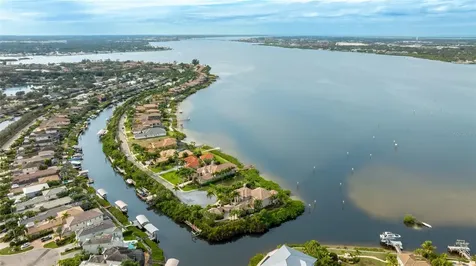 4223 Hawk Island Drive Bradenton FL 34208