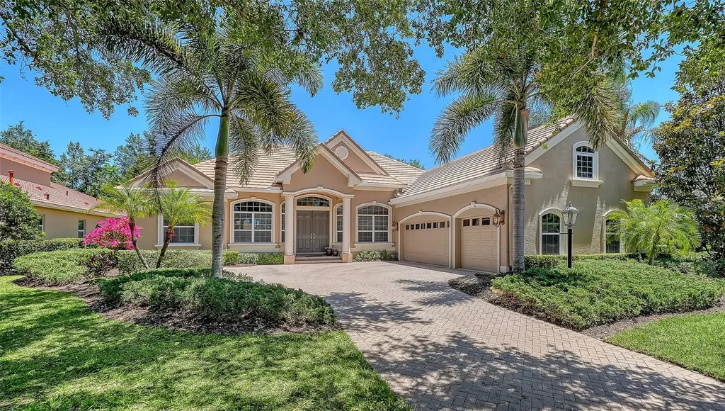 7507 Abbey Glen Bradenton FL 34202