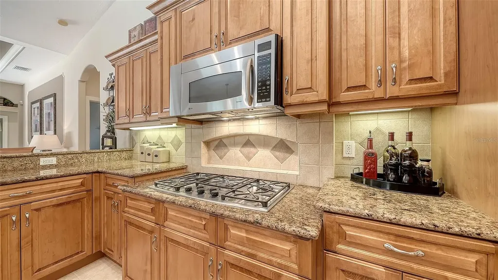 7507 Abbey Glen Bradenton FL 34202