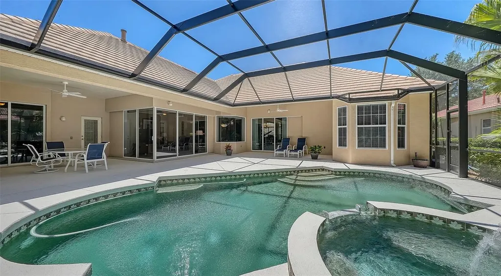 7507 Abbey Glen Bradenton FL 34202