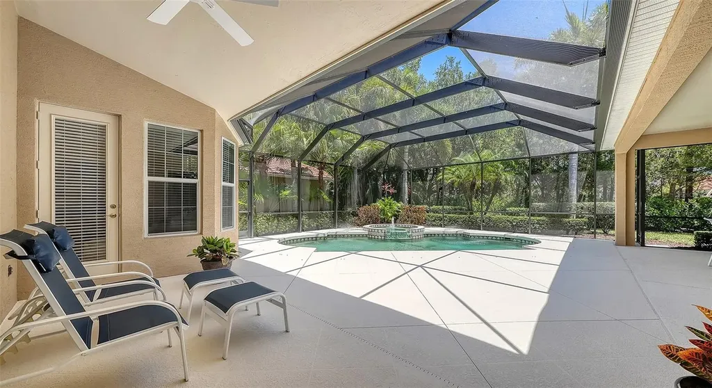 7507 Abbey Glen Bradenton FL 34202