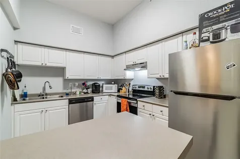 402 S Armenia Avenue Tampa FL 33609