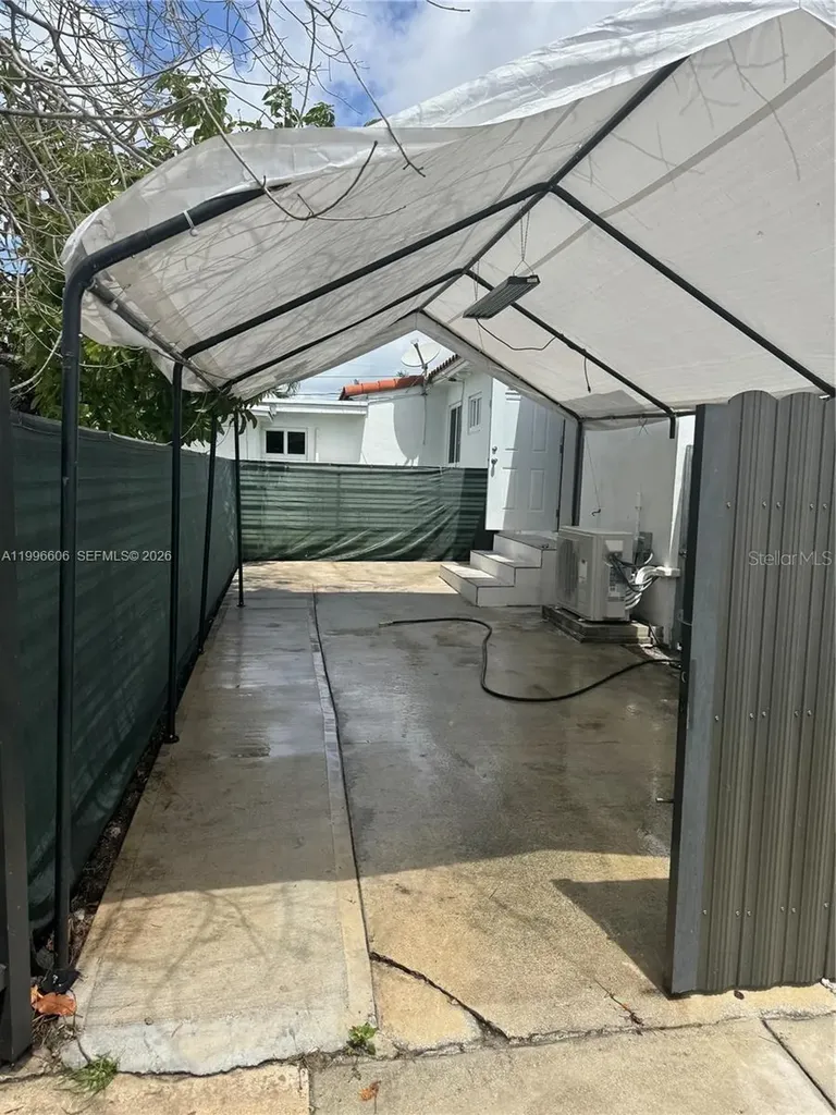 5420 E 7th Avenue Hialeah FL 33013