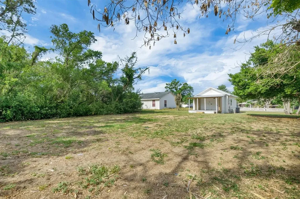 209 Piney Avenue Lake Wales FL 33898