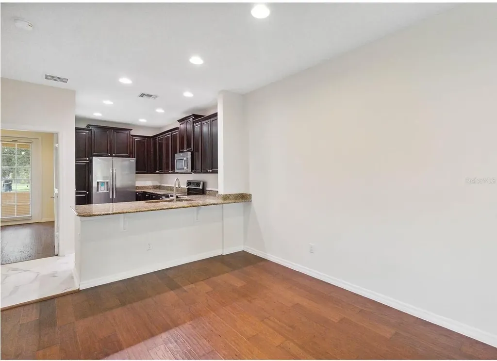12074 Ginkgo Drive Orlando FL 32827