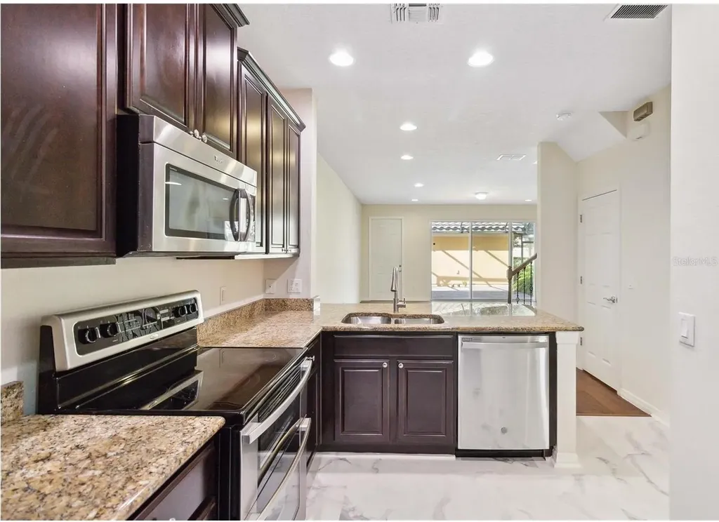 12074 Ginkgo Drive Orlando FL 32827