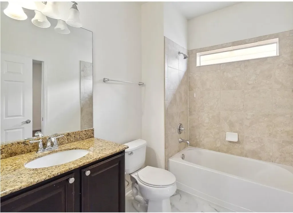 12074 Ginkgo Drive Orlando FL 32827