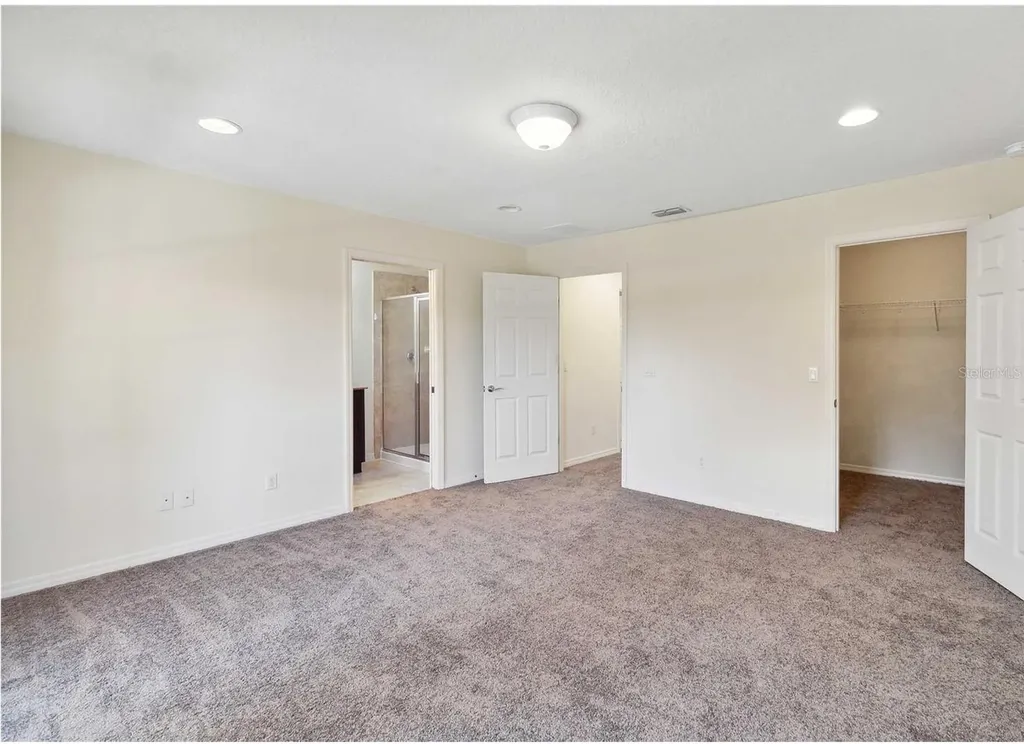 12074 Ginkgo Drive Orlando FL 32827