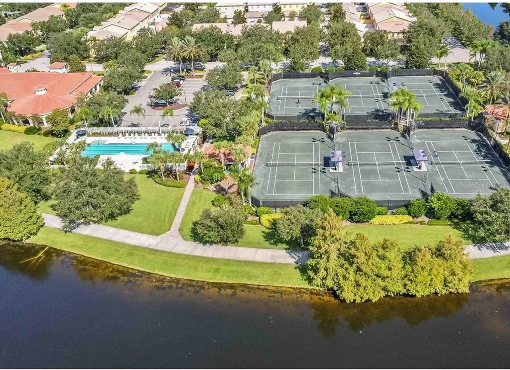 12074 Ginkgo Drive Orlando FL 32827