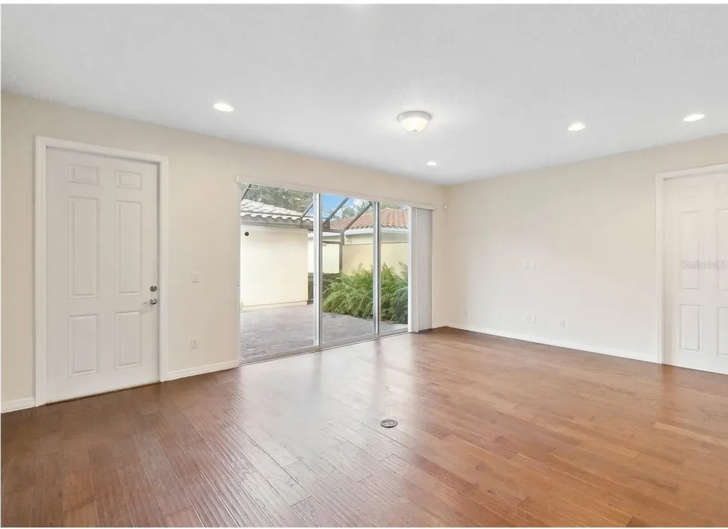 12074 Ginkgo Drive Orlando FL 32827