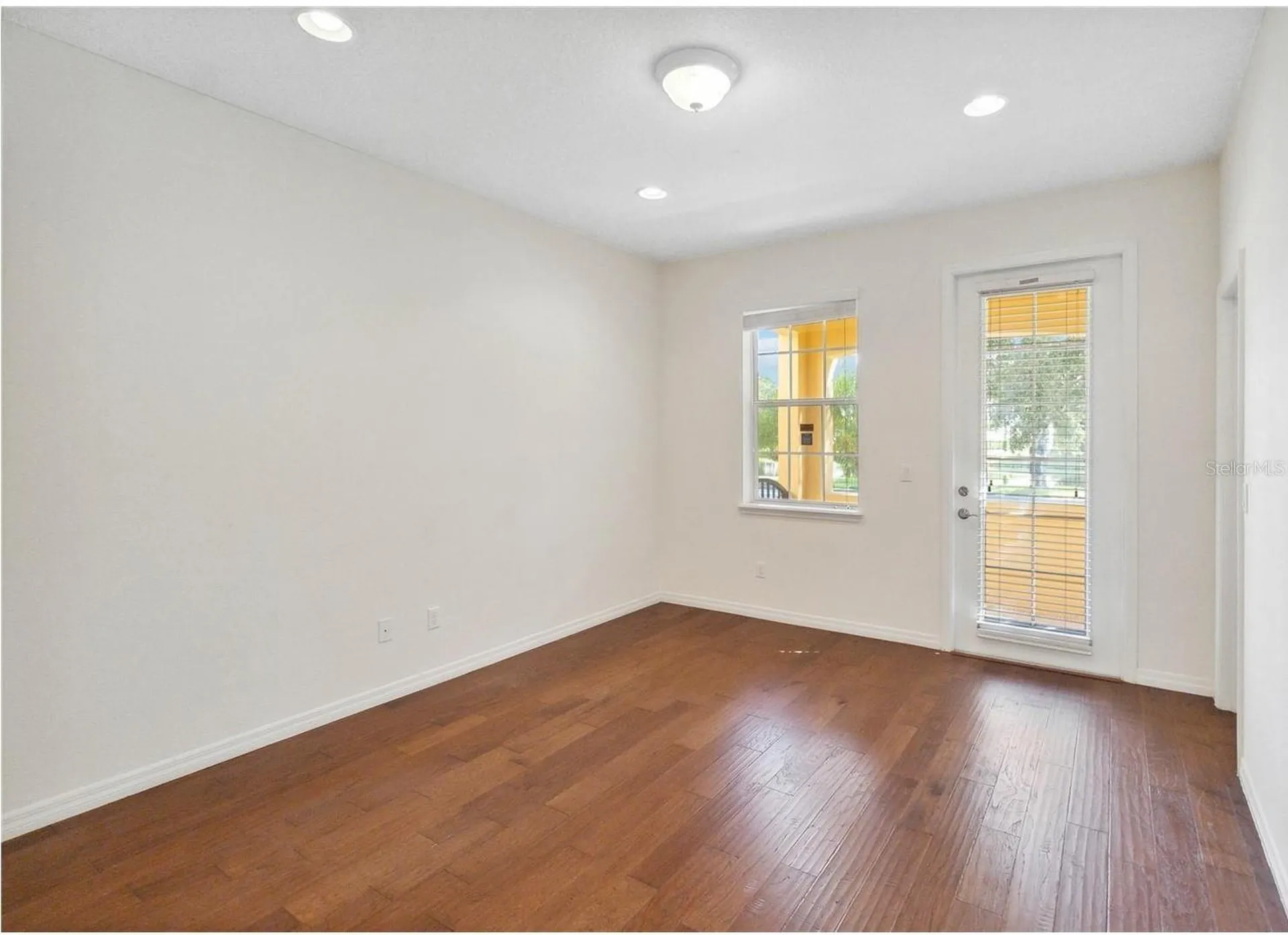 12074 Ginkgo Drive Orlando FL 32827