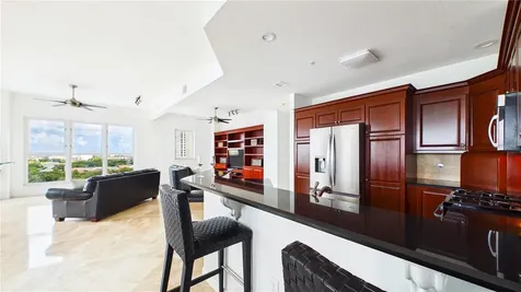 288 Beach Drive NE St Petersburg FL 33701