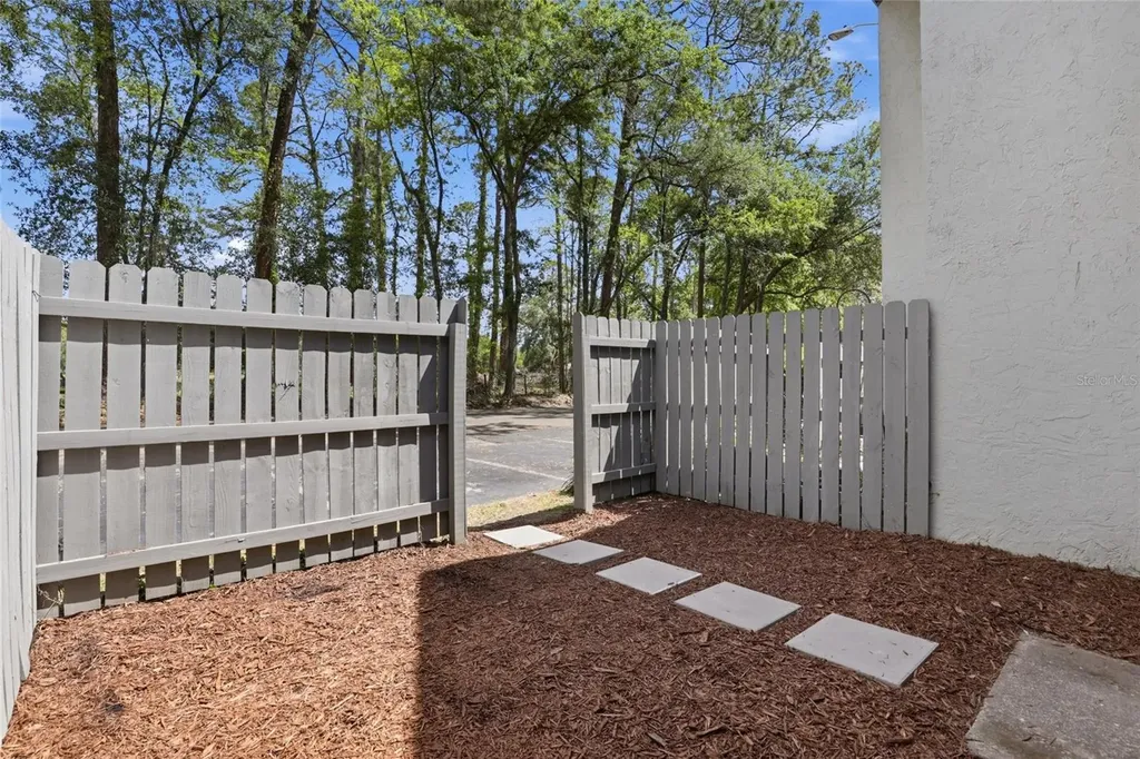 4523 NW 41st Lane Gainesville FL 32606