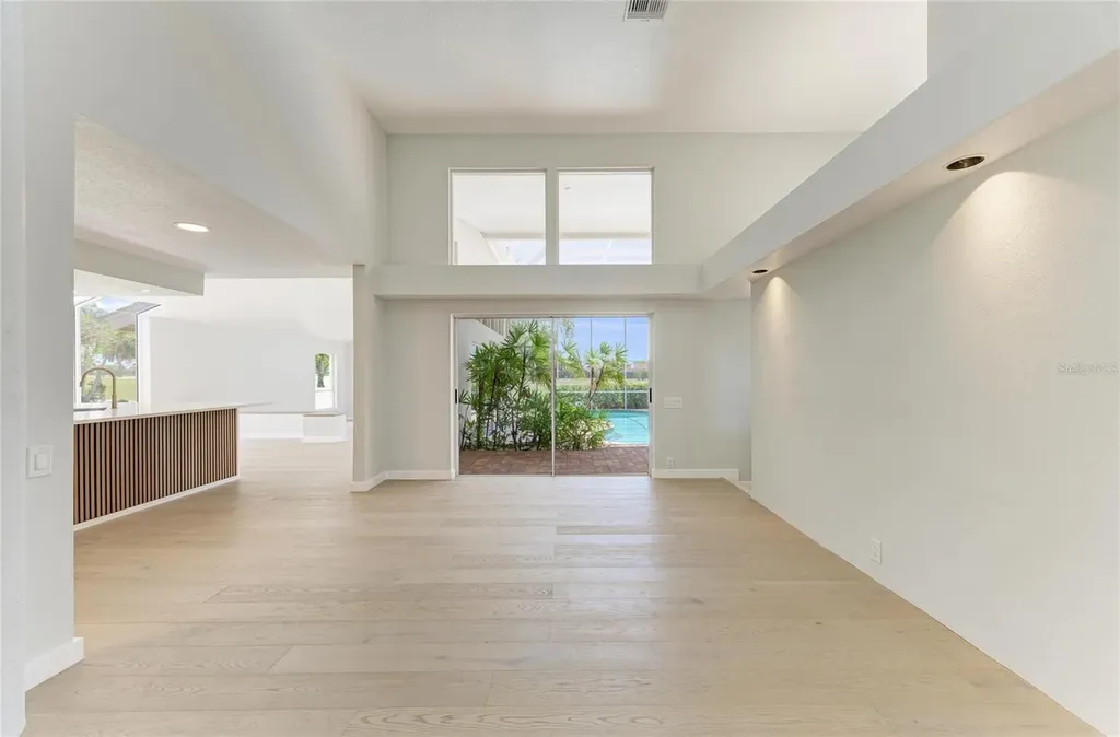 4268 Las Palmas Way Sarasota FL 34238
