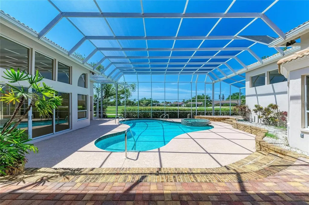 4268 Las Palmas Way Sarasota FL 34238
