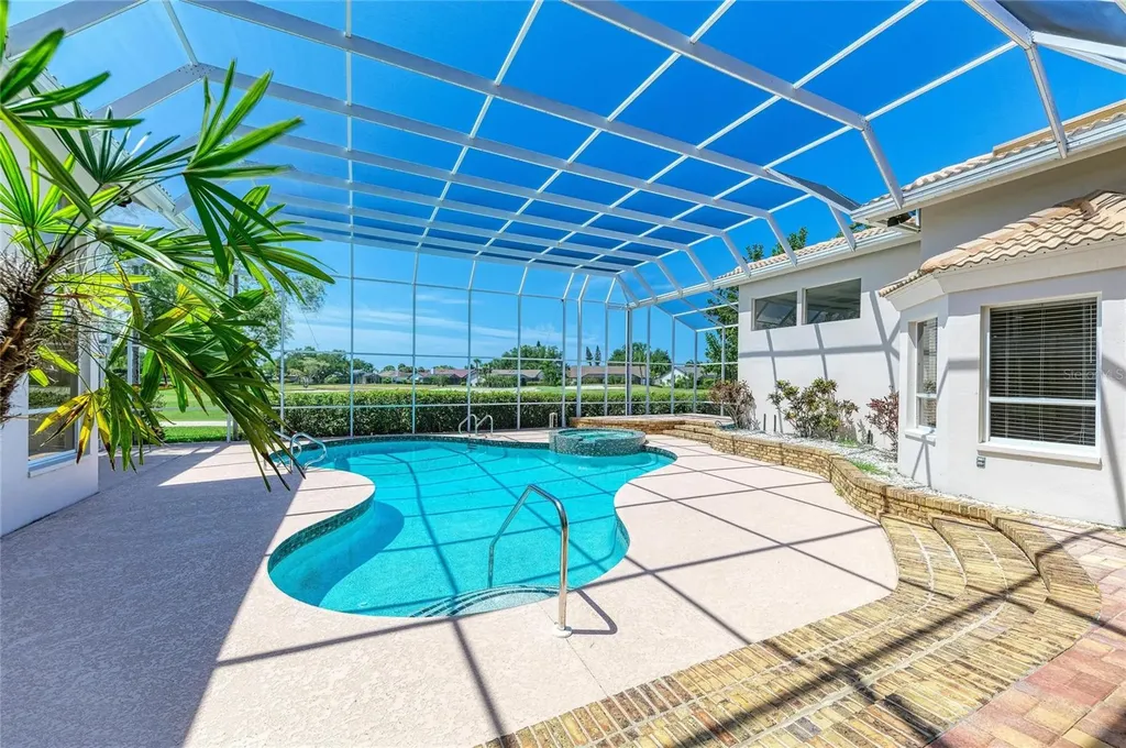 4268 Las Palmas Way Sarasota FL 34238
