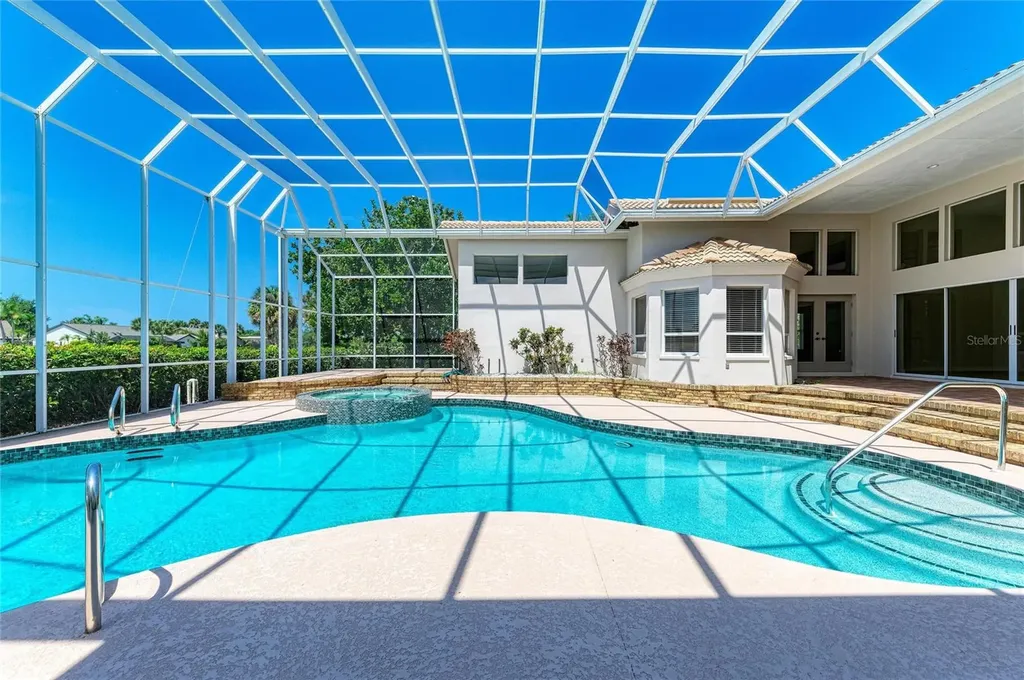 4268 Las Palmas Way Sarasota FL 34238
