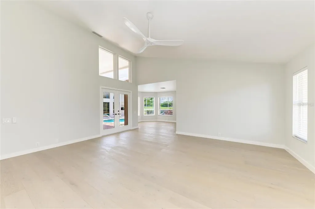 4268 Las Palmas Way Sarasota FL 34238
