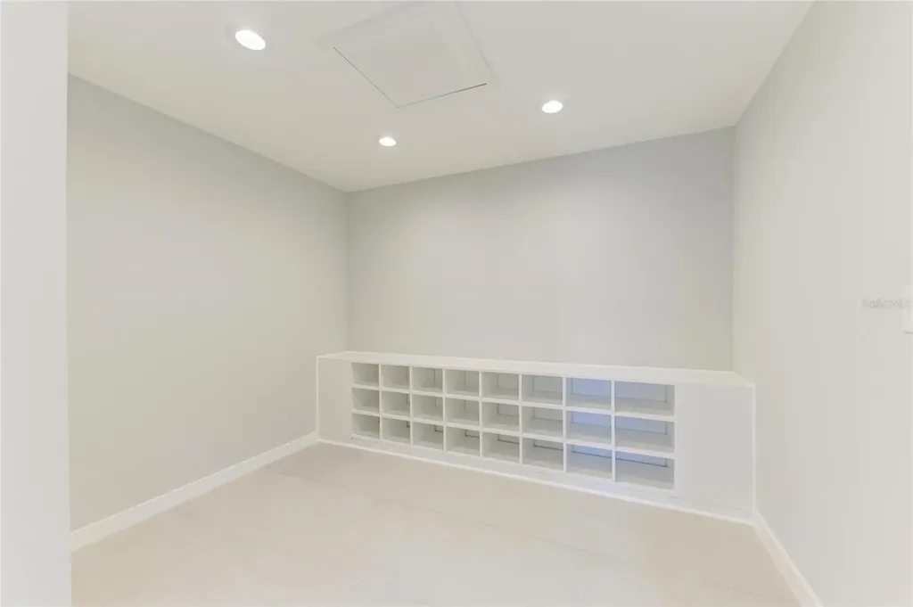 4268 Las Palmas Way Sarasota FL 34238
