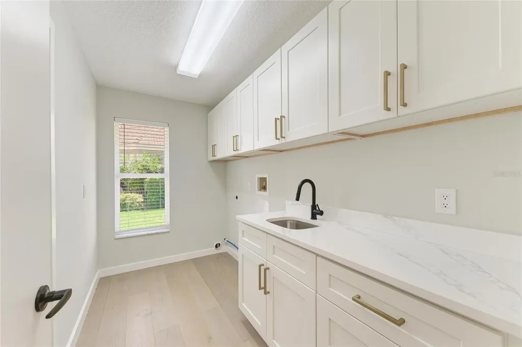 4268 Las Palmas Way Sarasota FL 34238