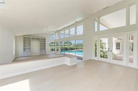 4268 Las Palmas Way Sarasota FL 34238