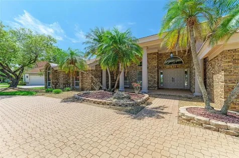 4268 Las Palmas Way Sarasota FL 34238
