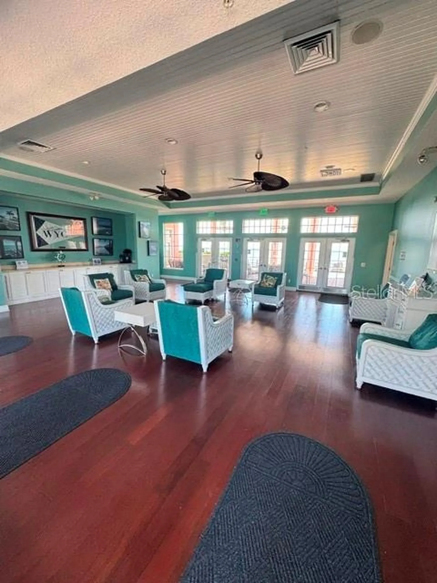 5156 Beach Drive SE St Petersburg FL 33705