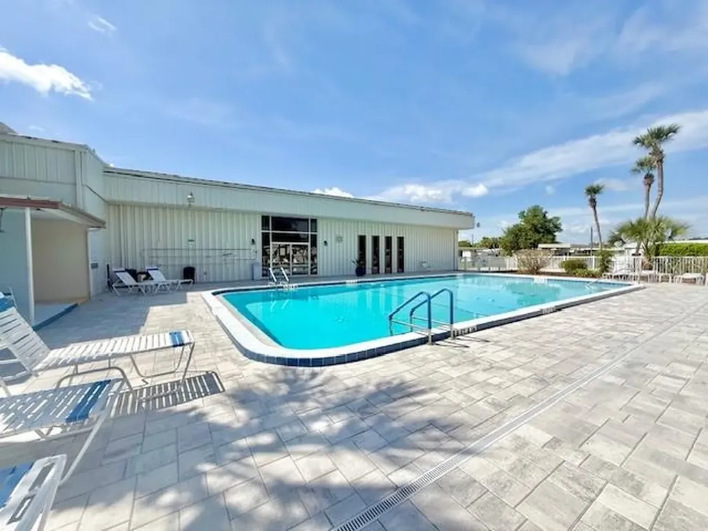 129 Malayon Way Leesburg FL 34788