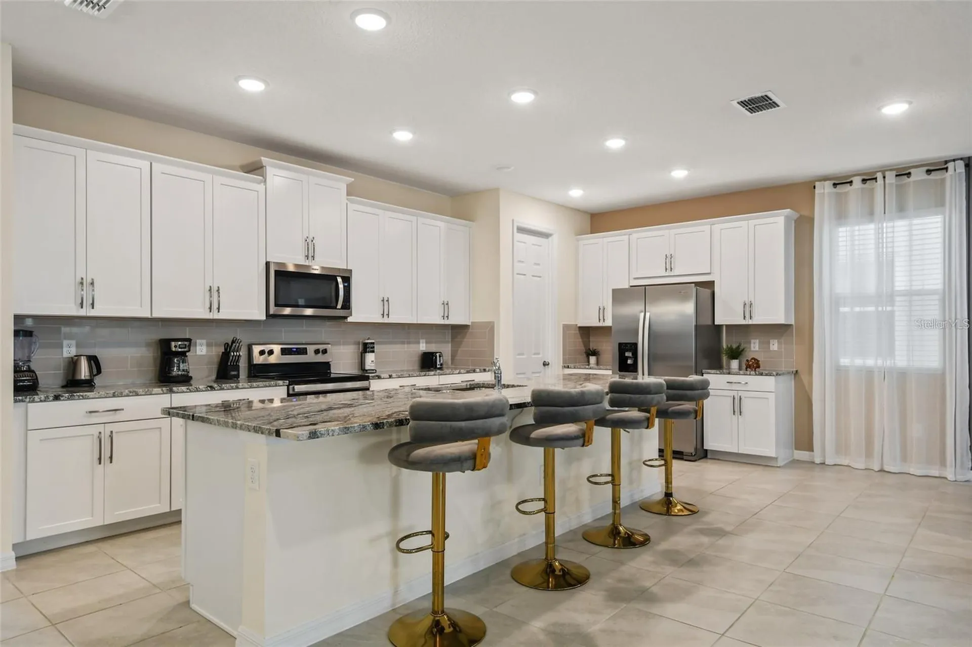 8905 Coconut Breeze Drive Kissimmee FL 34747