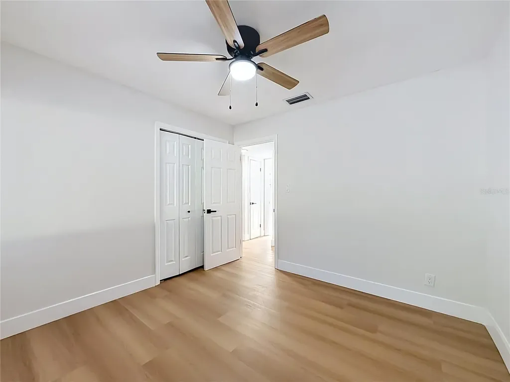 2105 Shaffer Place Orlando FL 32806