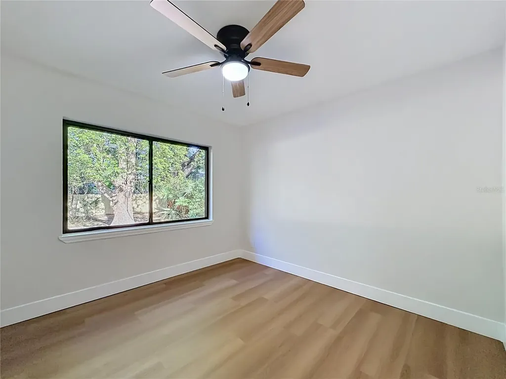 2105 Shaffer Place Orlando FL 32806