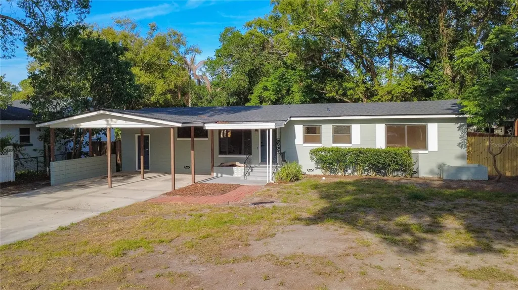 2105 Shaffer Place Orlando FL 32806
