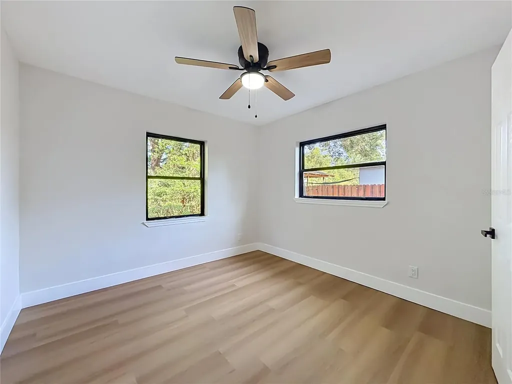 2105 Shaffer Place Orlando FL 32806