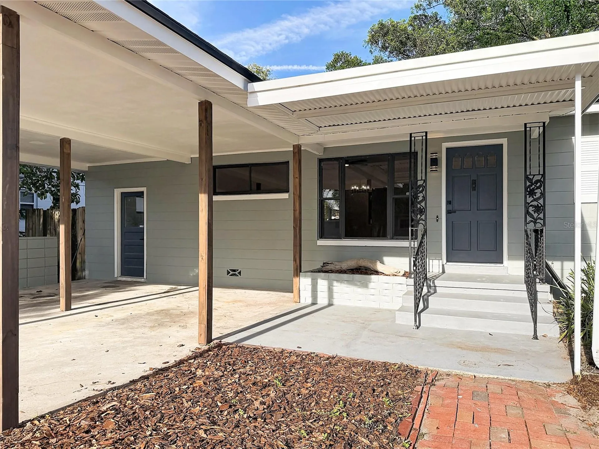 2105 Shaffer Place Orlando FL 32806