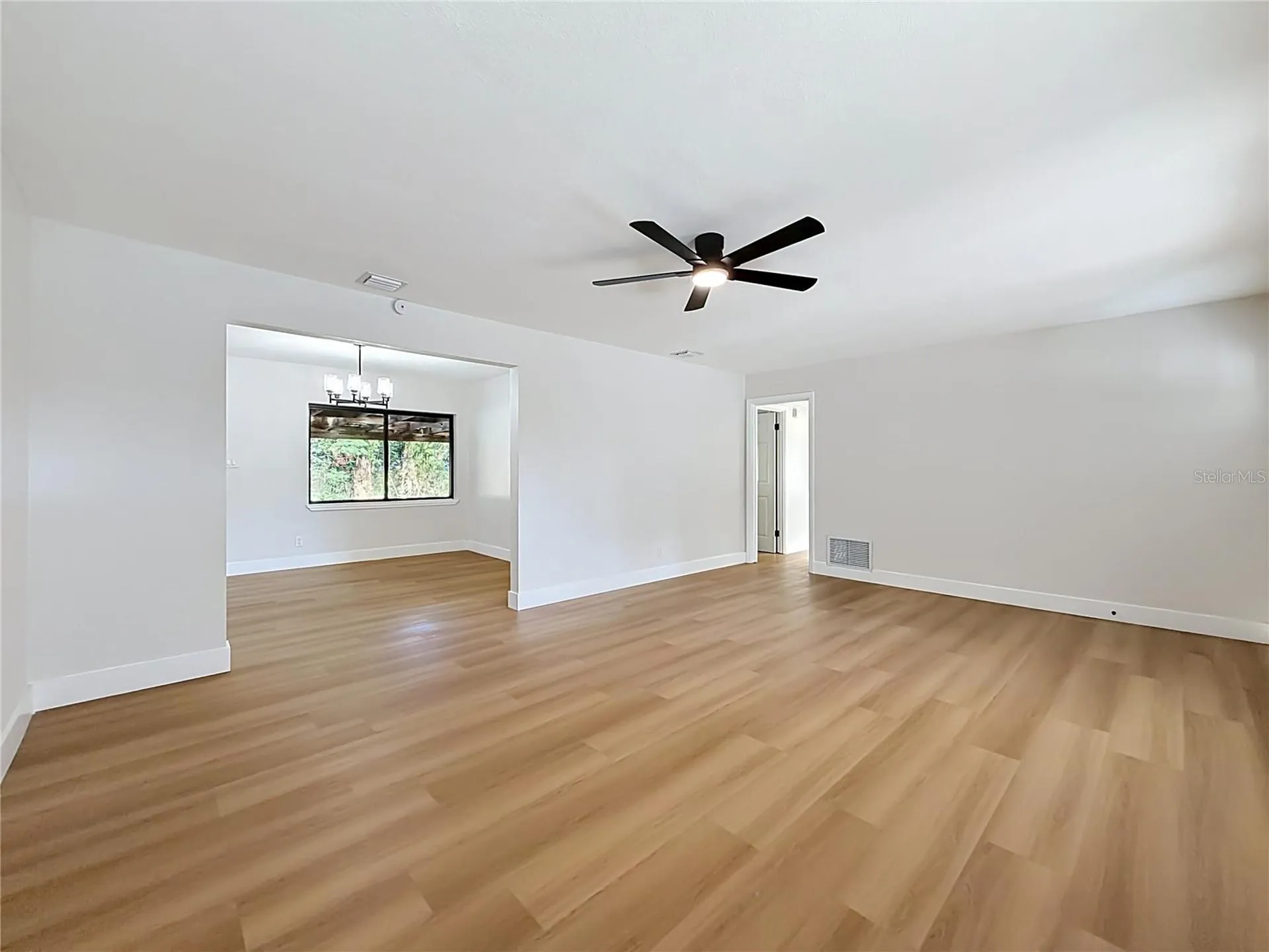 2105 Shaffer Place Orlando FL 32806