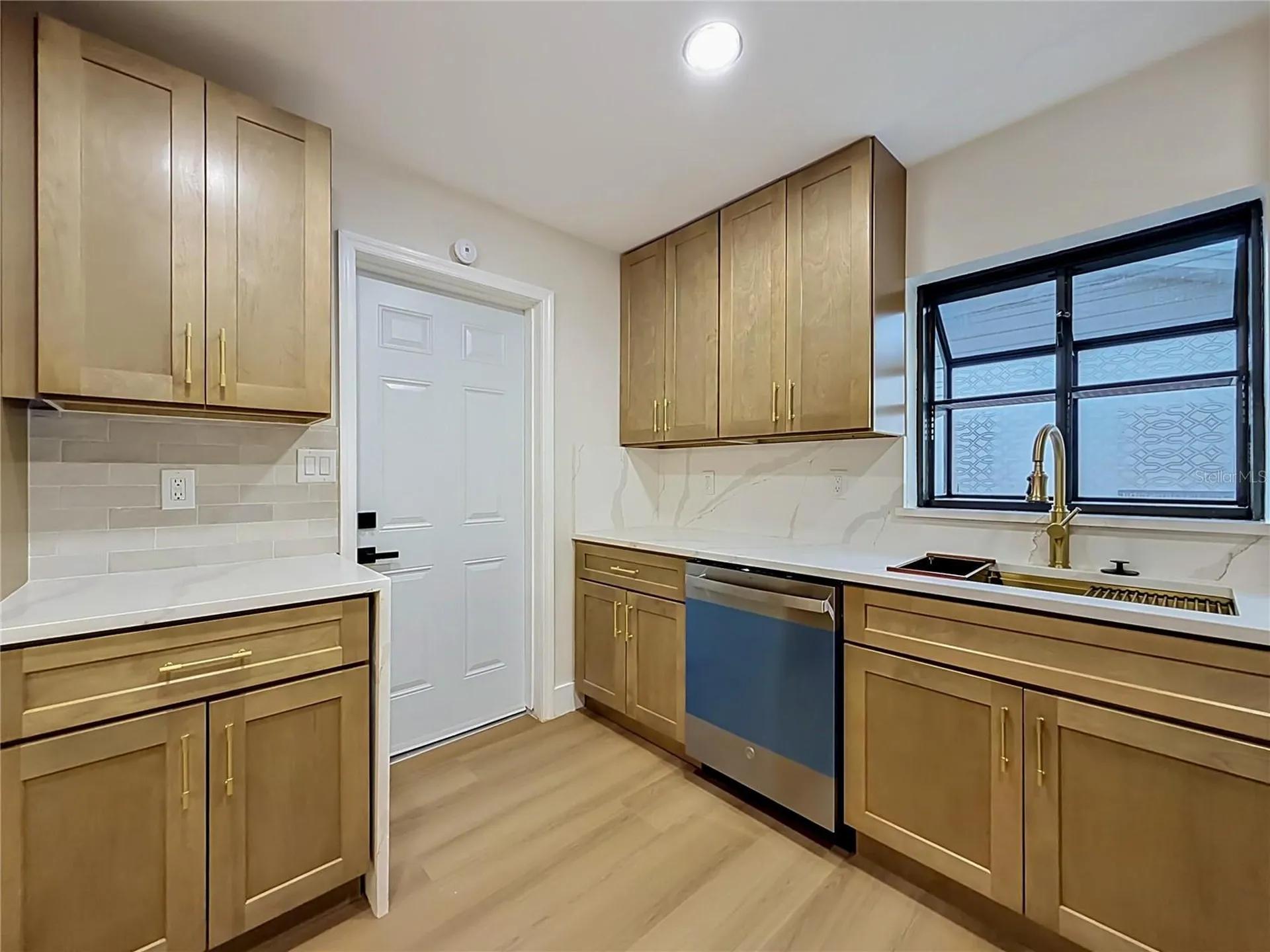 2105 Shaffer Place Orlando FL 32806