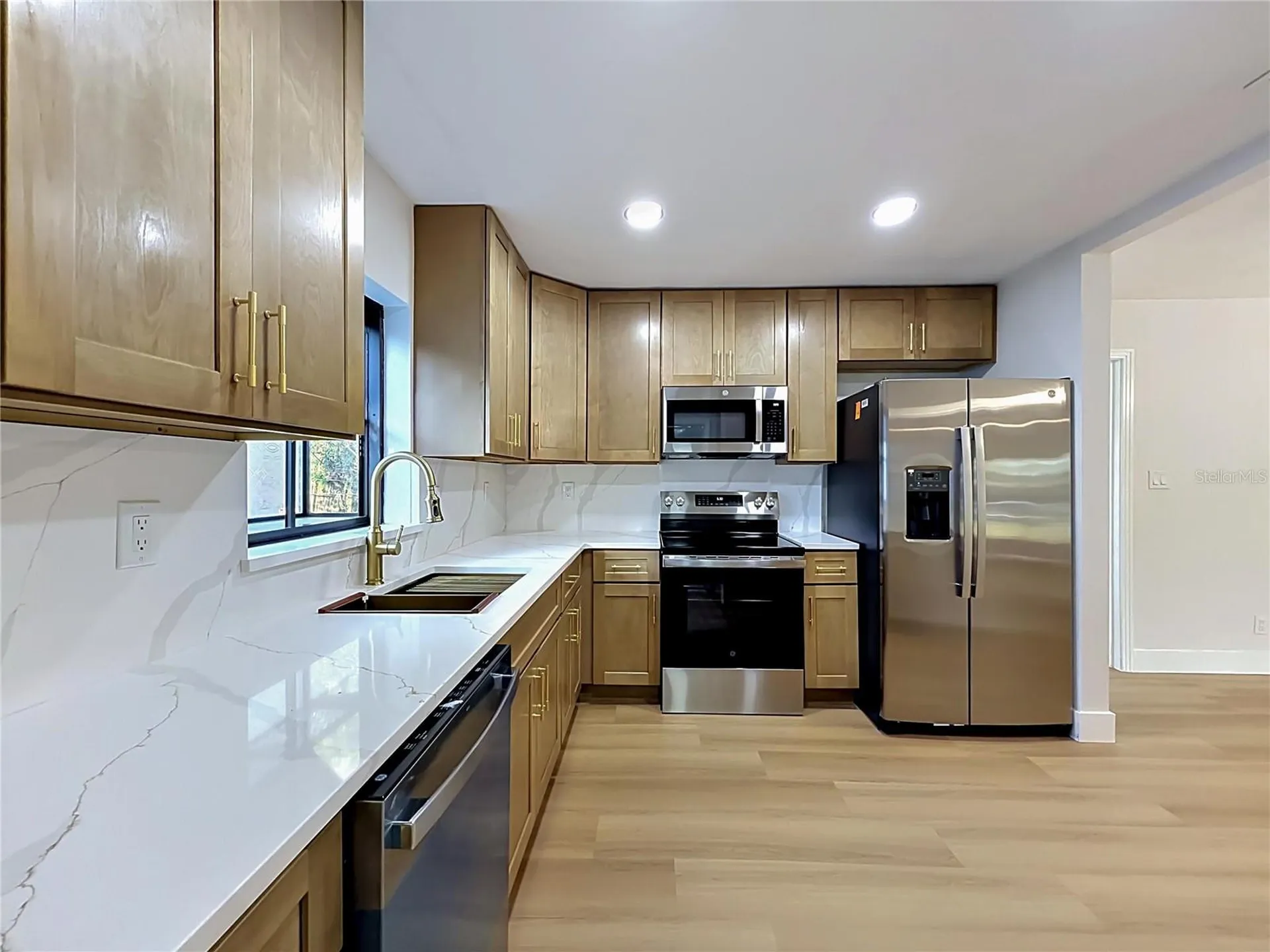 2105 Shaffer Place Orlando FL 32806