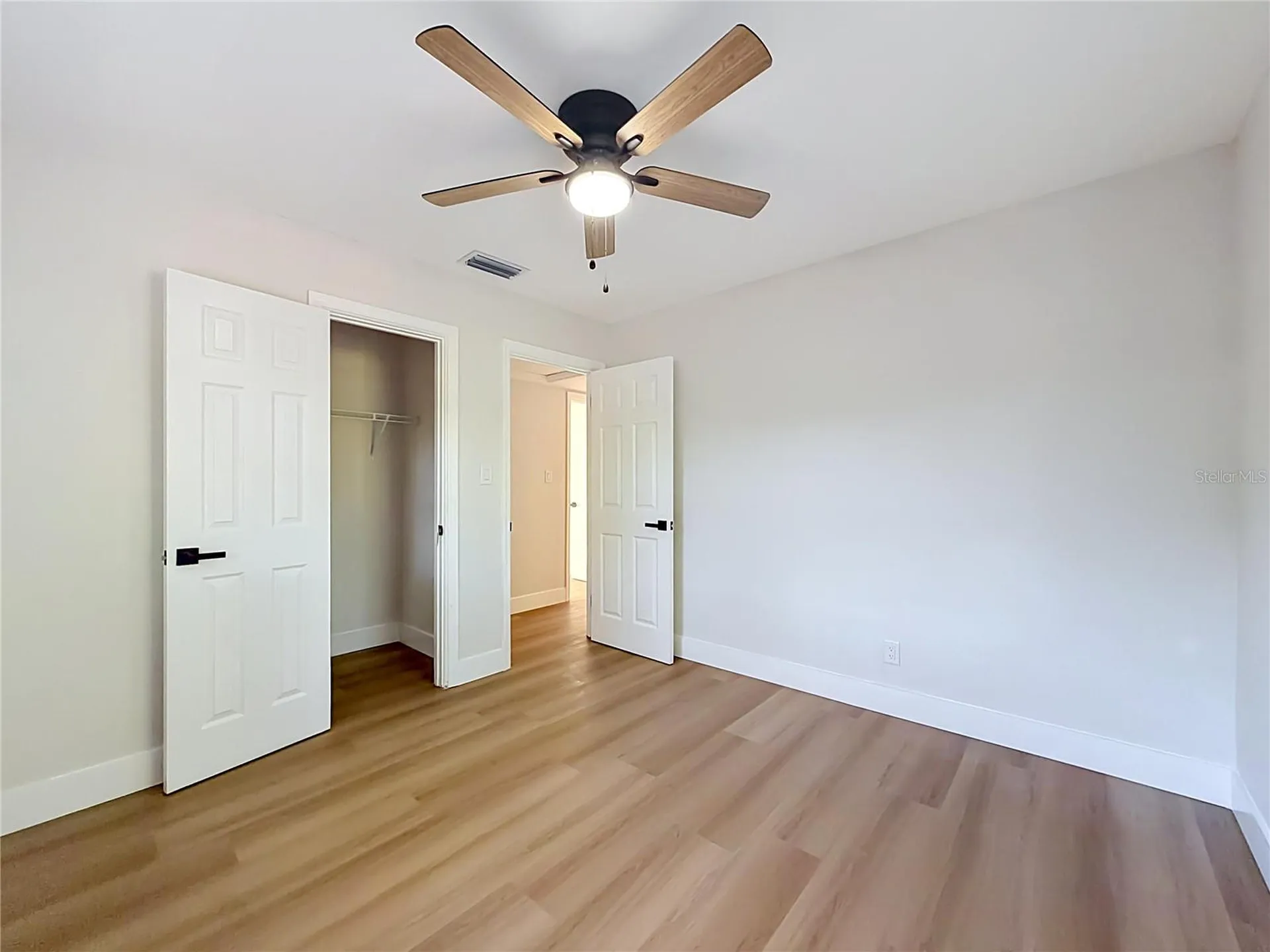 2105 Shaffer Place Orlando FL 32806