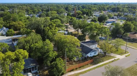 2105 Shaffer Place Orlando FL 32806