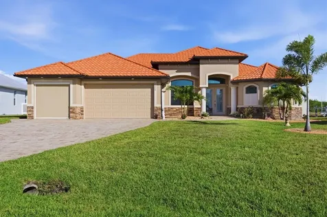 9266 Migue Circle Port Charlotte FL 33981