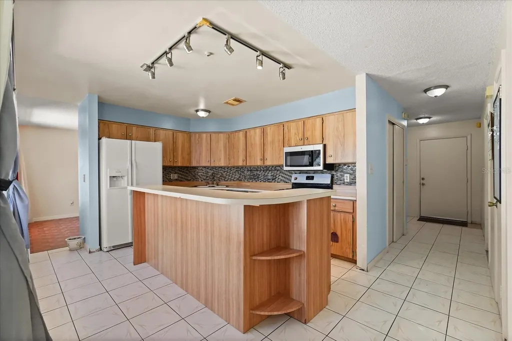 2643 Camomile Drive Orlando FL 32837