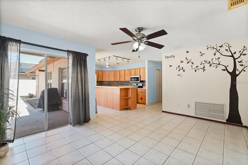 2643 Camomile Drive Orlando FL 32837