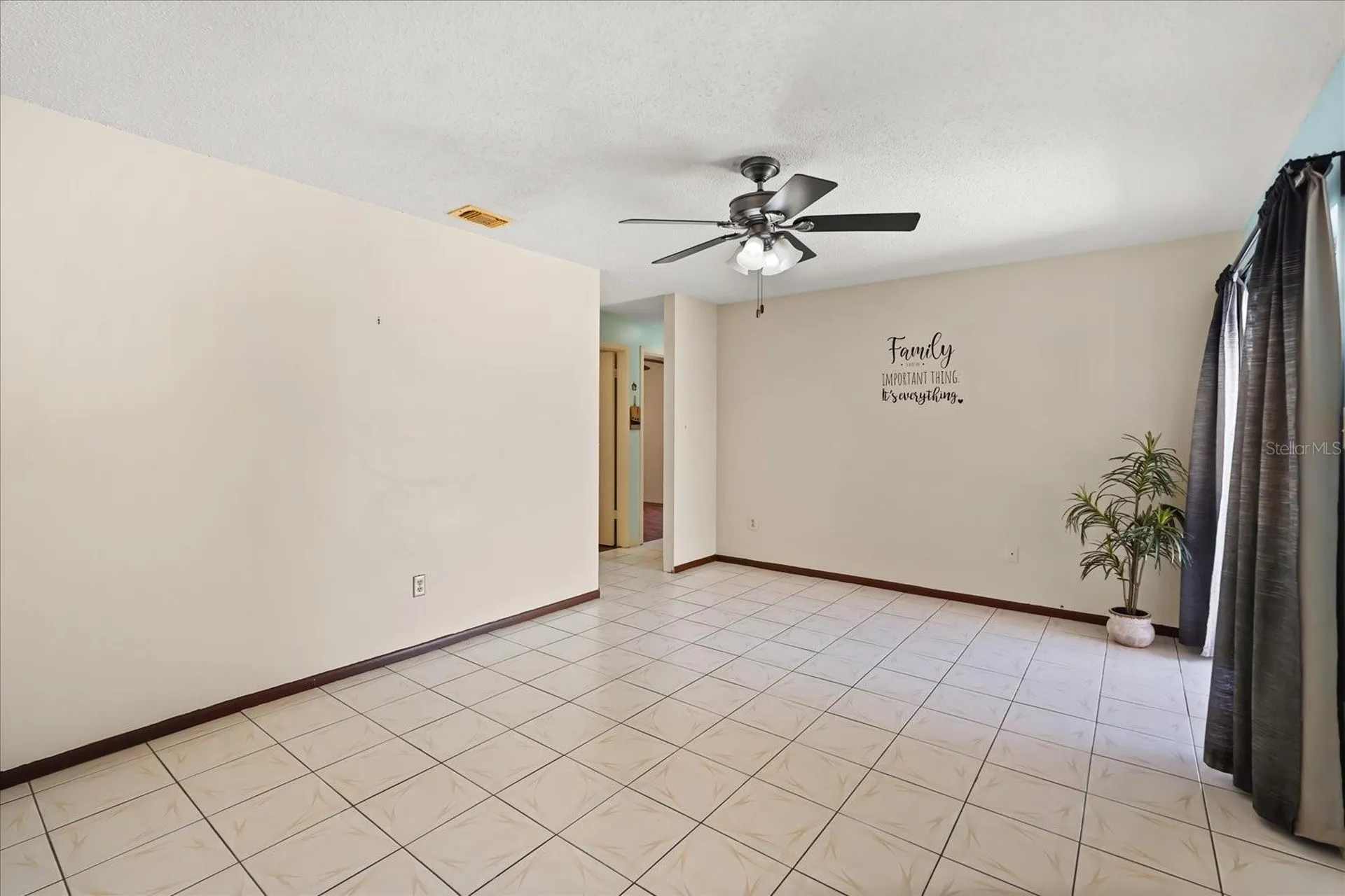2643 Camomile Drive Orlando FL 32837
