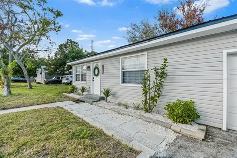 7799 46th Avenue N St Petersburg FL 33709