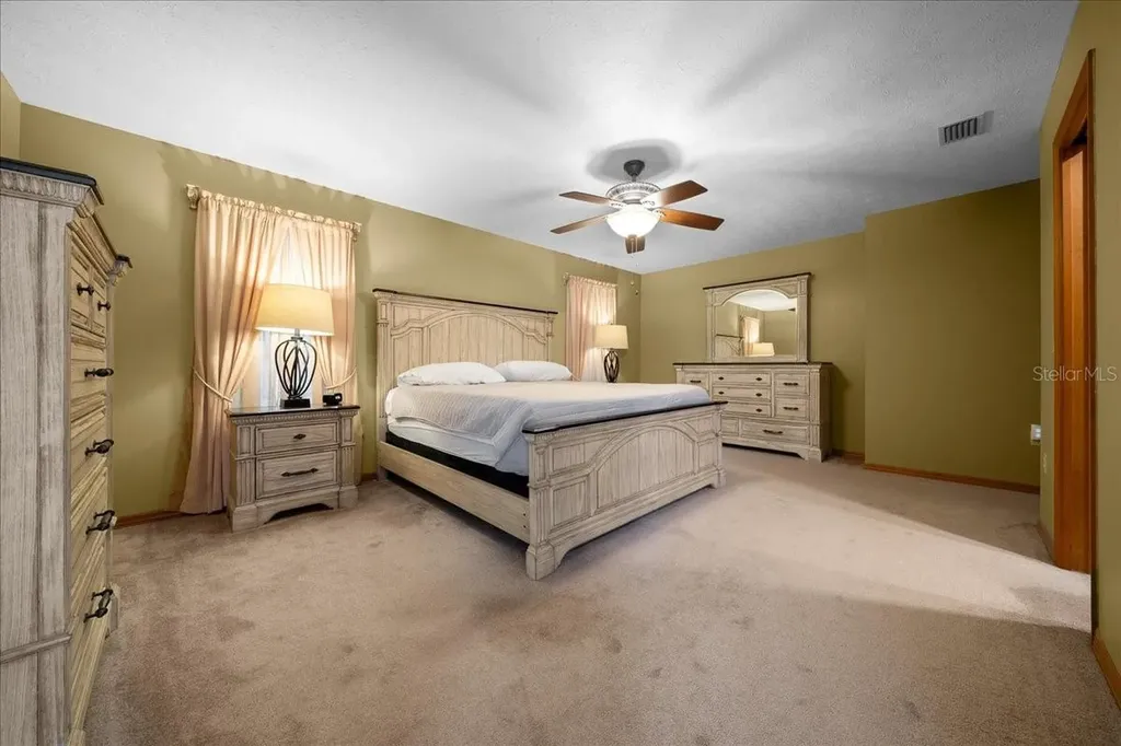 11 Sycamore Court W Homosassa FL 34446