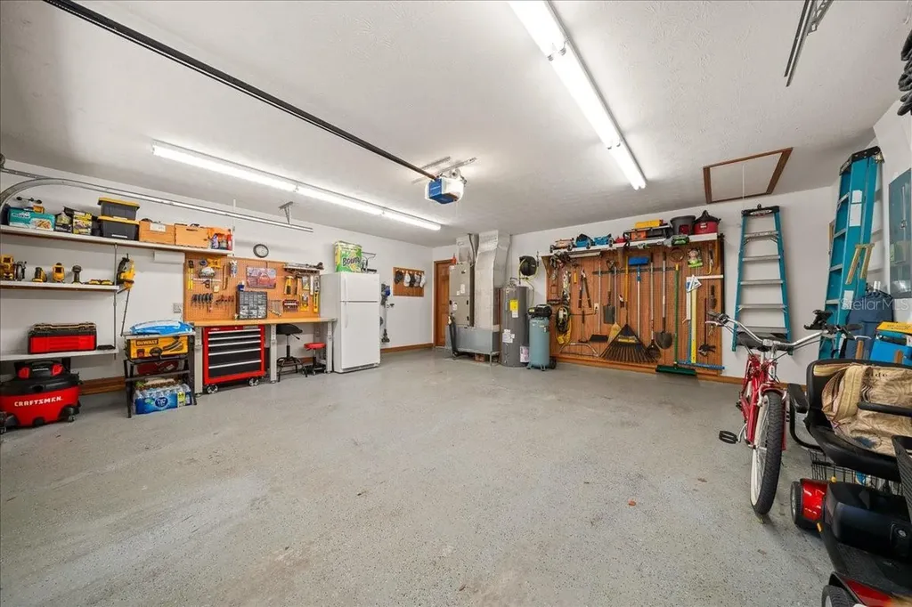 11 Sycamore Court W Homosassa FL 34446