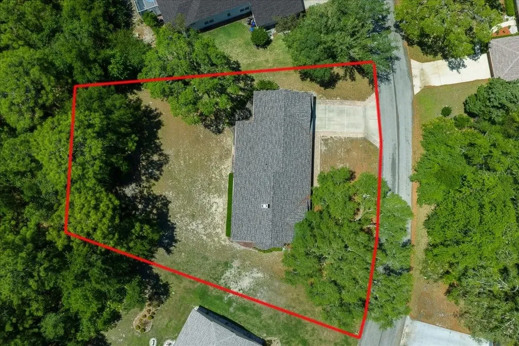 11 Sycamore Court W Homosassa FL 34446