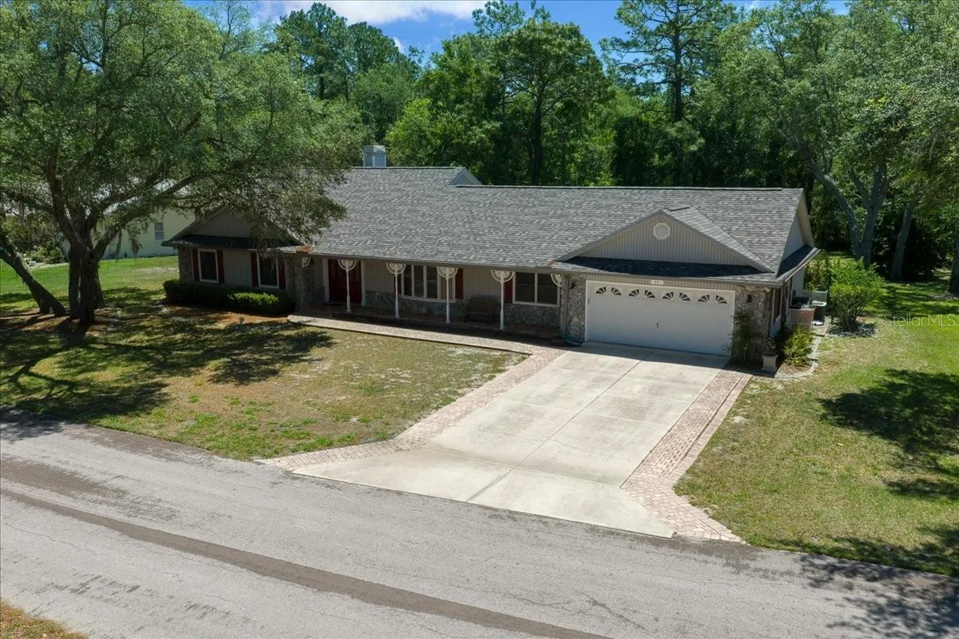 11 Sycamore Court W Homosassa FL 34446