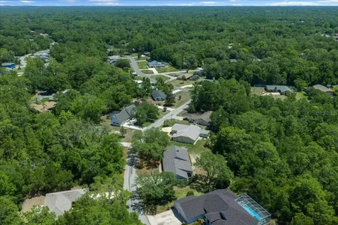 11 Sycamore Court W Homosassa FL 34446